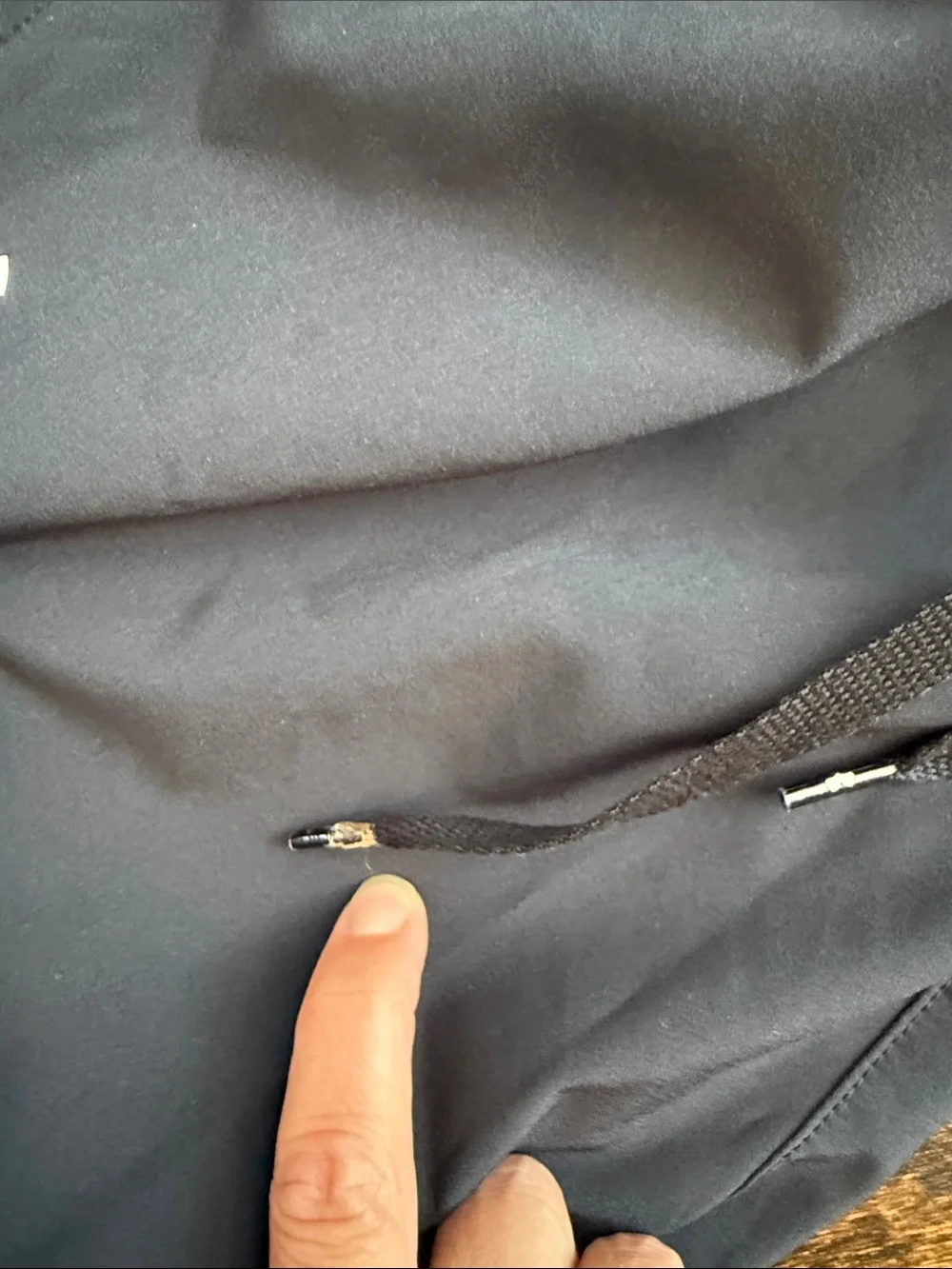 Under Armour medium woman’s Black Athletic Jogger Pants see photos callout
